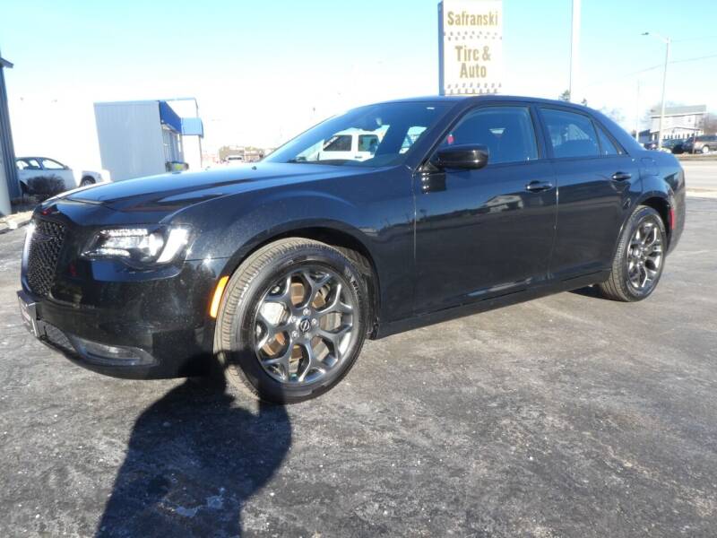 2015 Chrysler 300 for sale at BILL'S AUTO SALES in Manitowoc WI