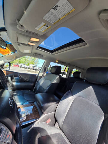 2015 Infiniti QX80