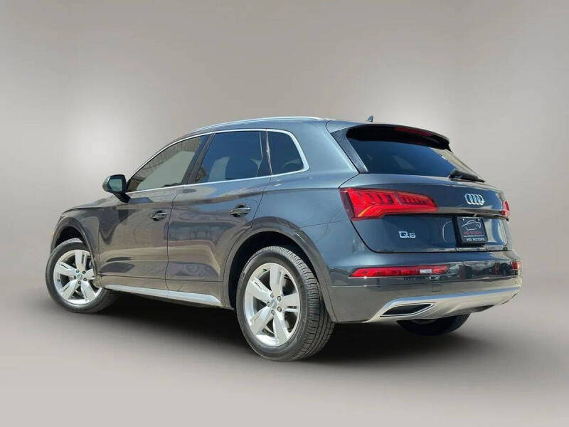 2019 Audi Q5 quattro Premium 45 TFSI