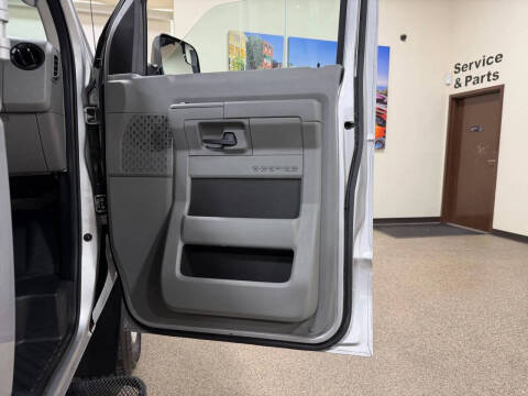 2014 Ford E-Series E-250