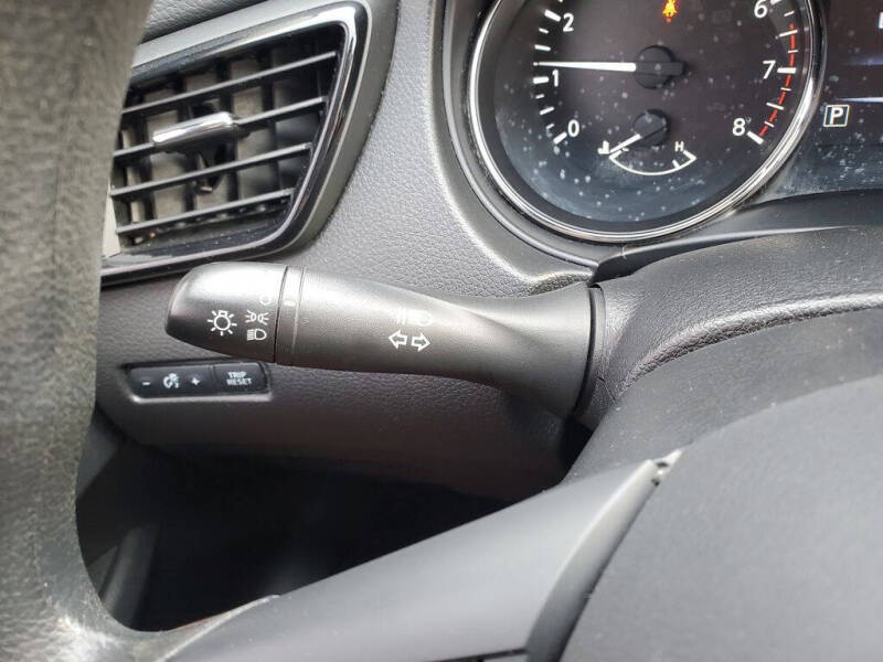 2017 Nissan Rogue Sport S