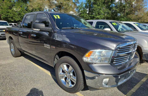 2017 RAM 1500 SLT
