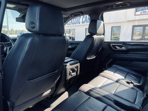 2022 Chevrolet Suburban LT