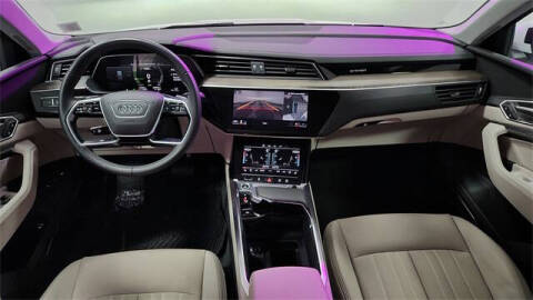 2024 Audi Q8 e-tron quattro Premium Plus