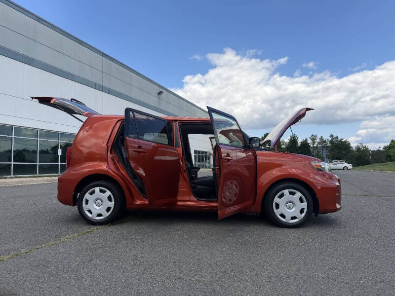2012 Scion xB Release Series 9.0
