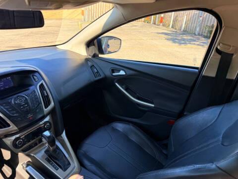 2012 Ford Focus SEL