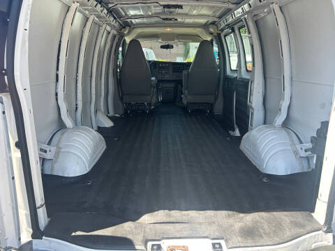 2020 Chevrolet Express 2500