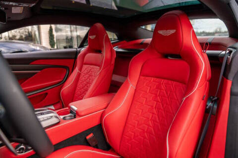 2025 Aston Martin Vanquish