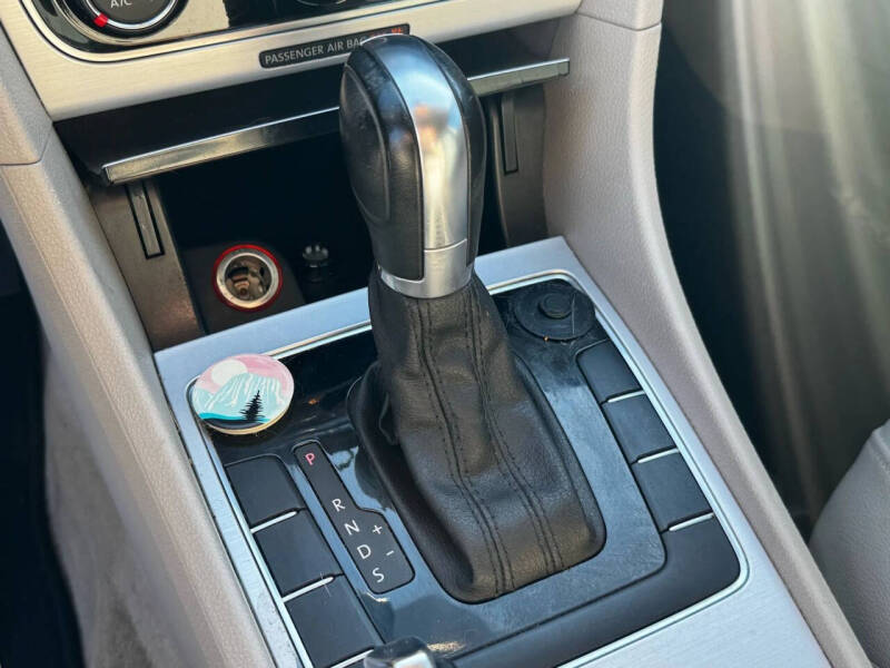 2013 Volkswagen Passat