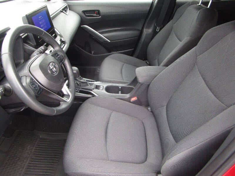2024 Toyota Corolla Cross LE