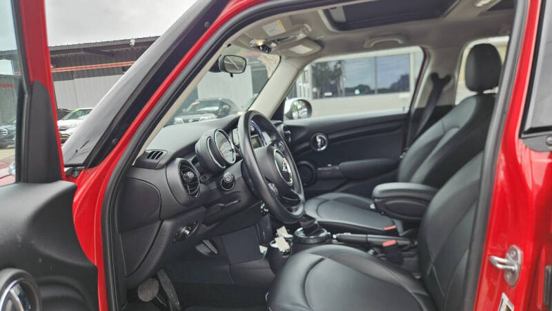 2016 MINI Hardtop 4 Door Cooper