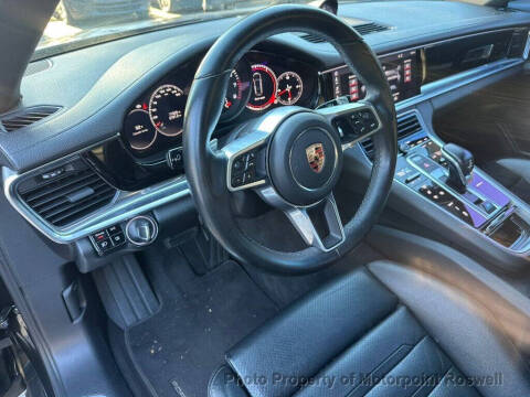2020 Porsche Panamera