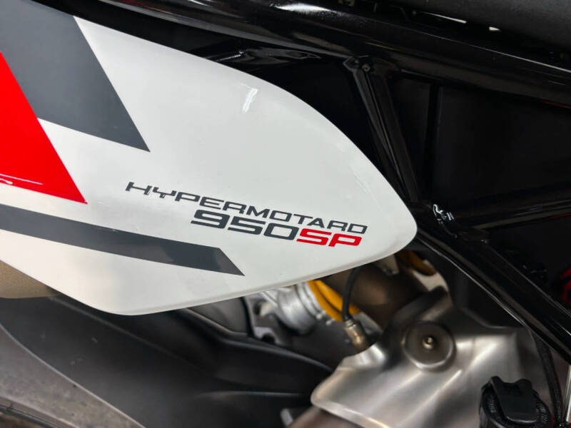 2022 Ducati Hypermotard 950 SP