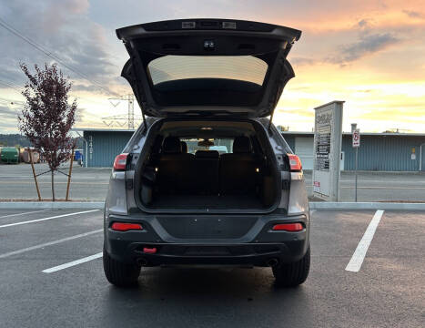 2018 Jeep Cherokee Trailhawk