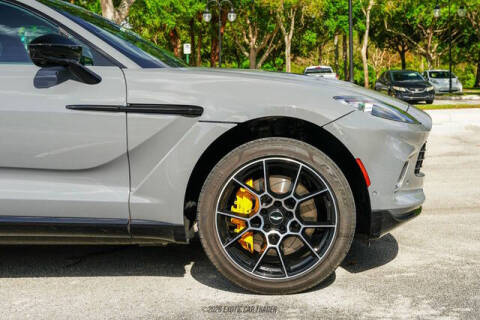2021 Aston Martin DBX
