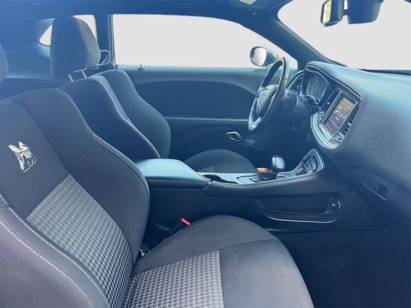 2022 Dodge Challenger