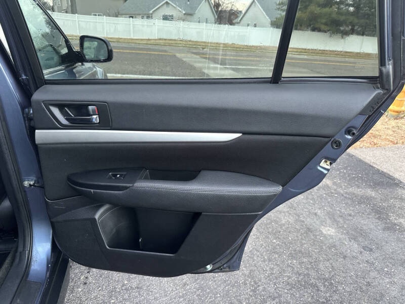 2013 Subaru Outback 2.5i Premium