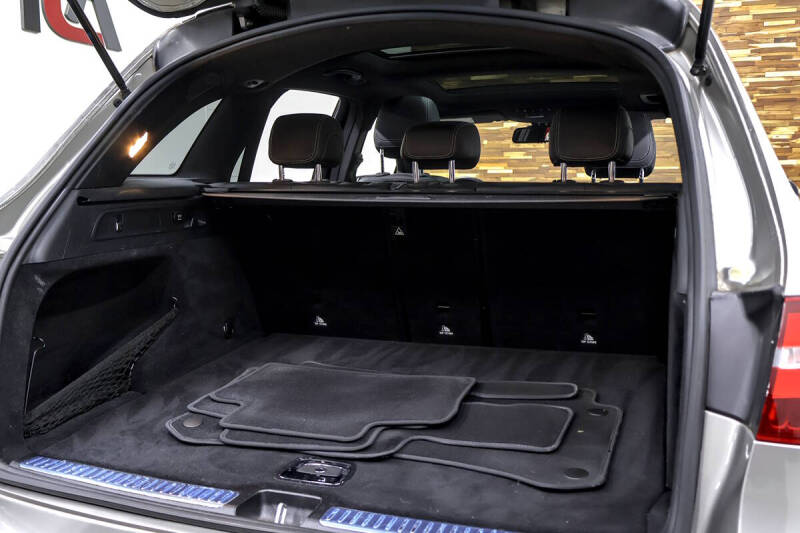 2019 Mercedes-Benz GLC GLC 300 4MATIC