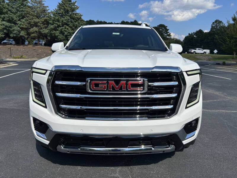 2025 GMC Yukon Elevation