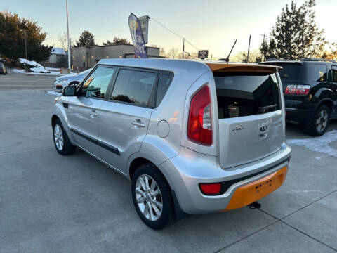 2013 Kia Soul +