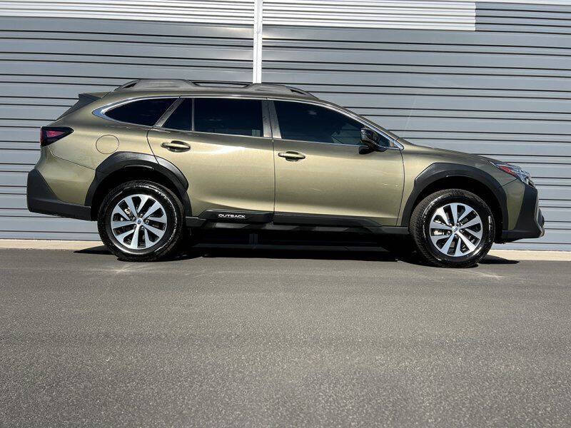 2024 Subaru Outback Premium