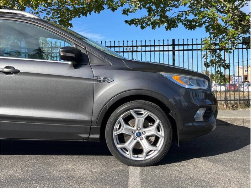 2019 Ford Escape Titanium