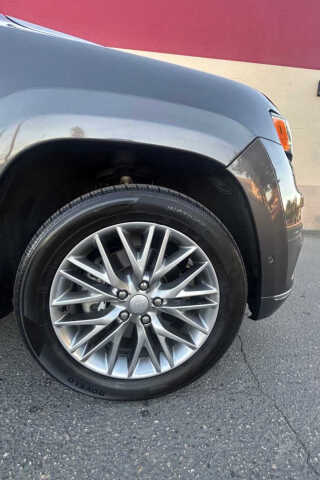 2018 Jeep Grand Cherokee Summit