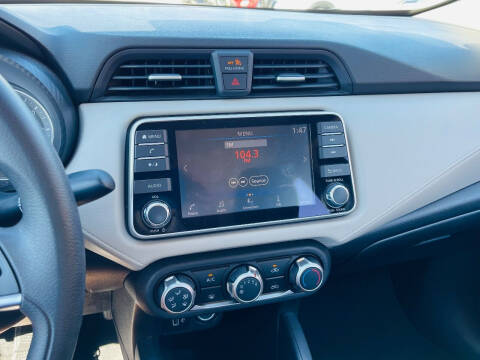 2021 Nissan Versa SV