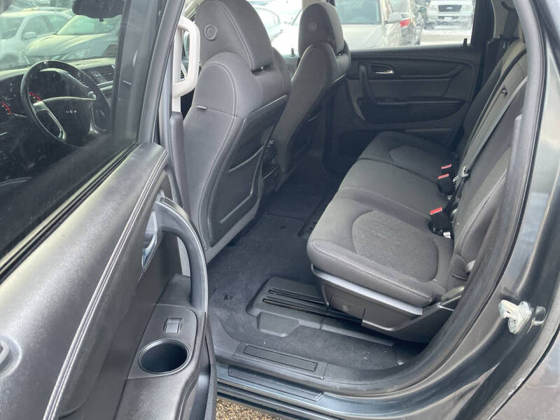 2013 GMC Acadia SLE-1