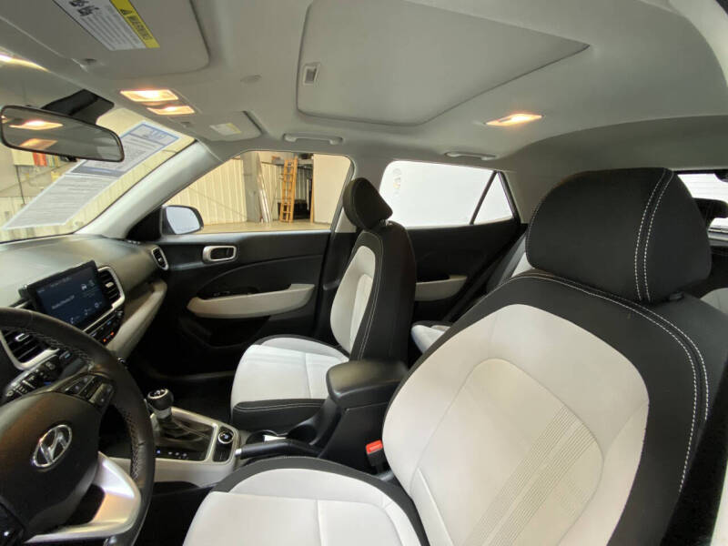 2024 Hyundai Venue SEL