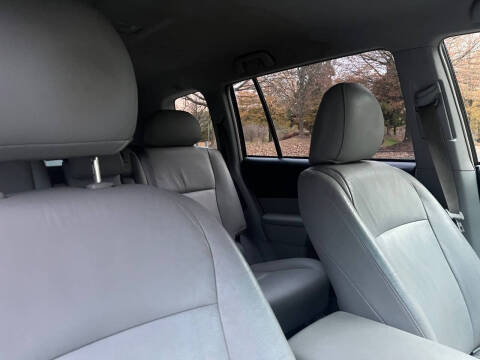 2008 Toyota Highlander Sport