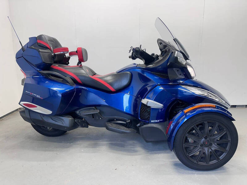 2016 Can-Am Spyder RT-S SE6