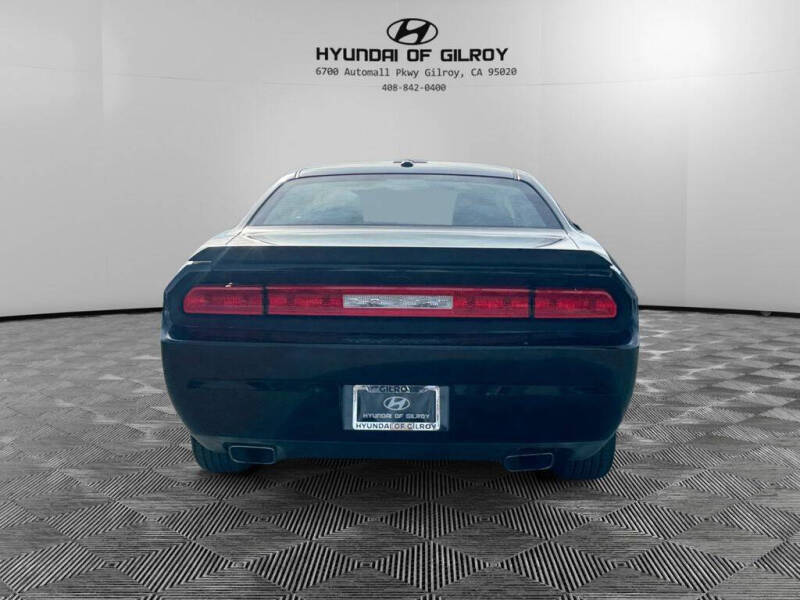 2014 Dodge Challenger SXT