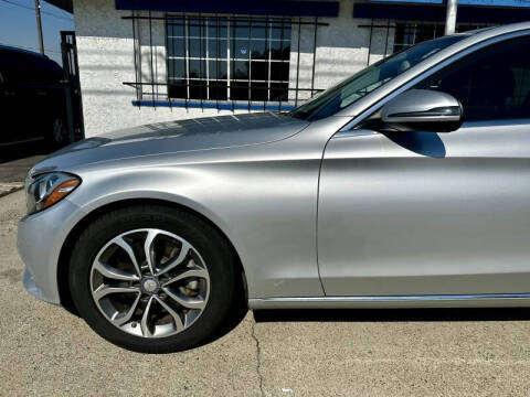 2017 Mercedes-Benz C-Class