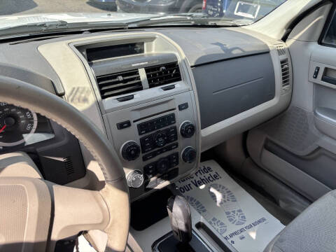 2011 Ford Escape XLT