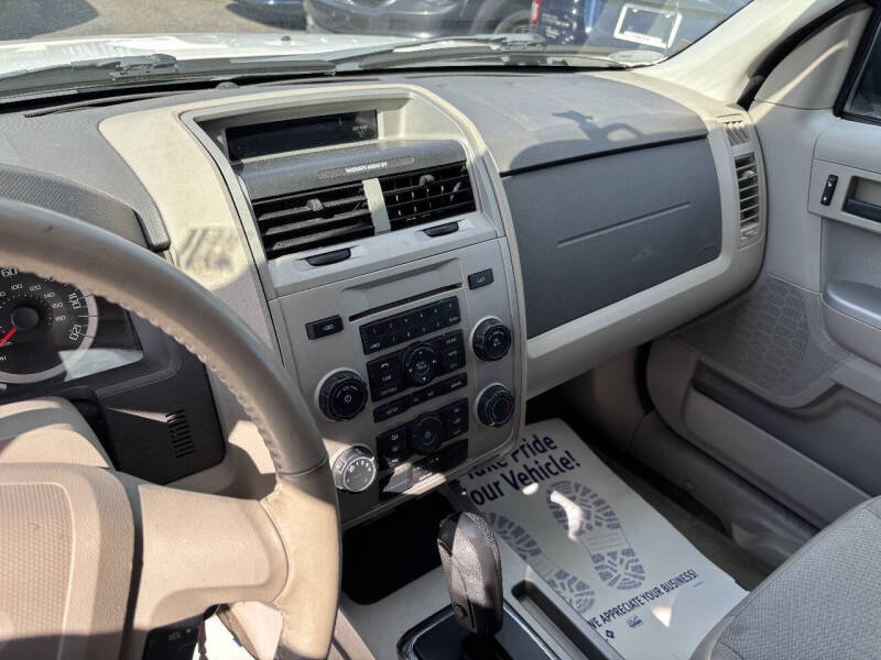 2011 Ford Escape XLT