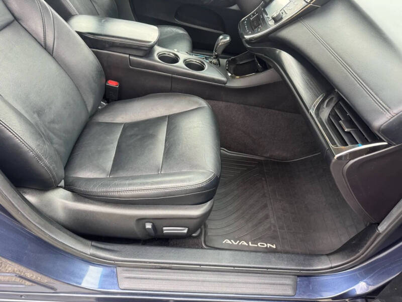 2016 Toyota Avalon Touring