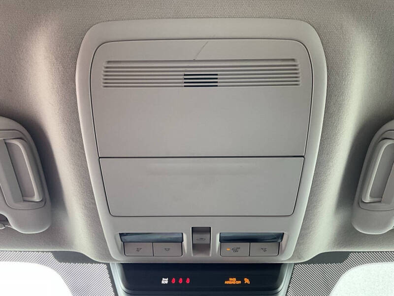 2025 Mazda Mazda3 Sedan 2.5 S Carbon Edition