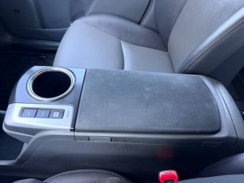 2012 Toyota Prius v Five