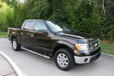 2013 Ford F-150 for sale at Clear Lake Auto World in League City TX