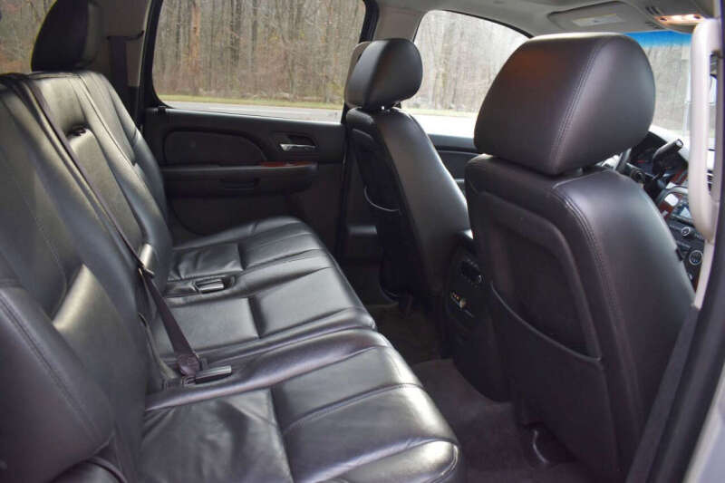 2012 Chevrolet Suburban LT