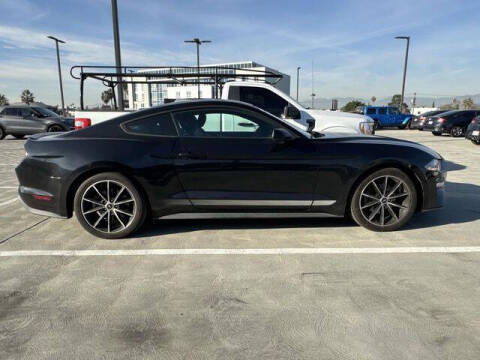 2020 Ford Mustang EcoBoost