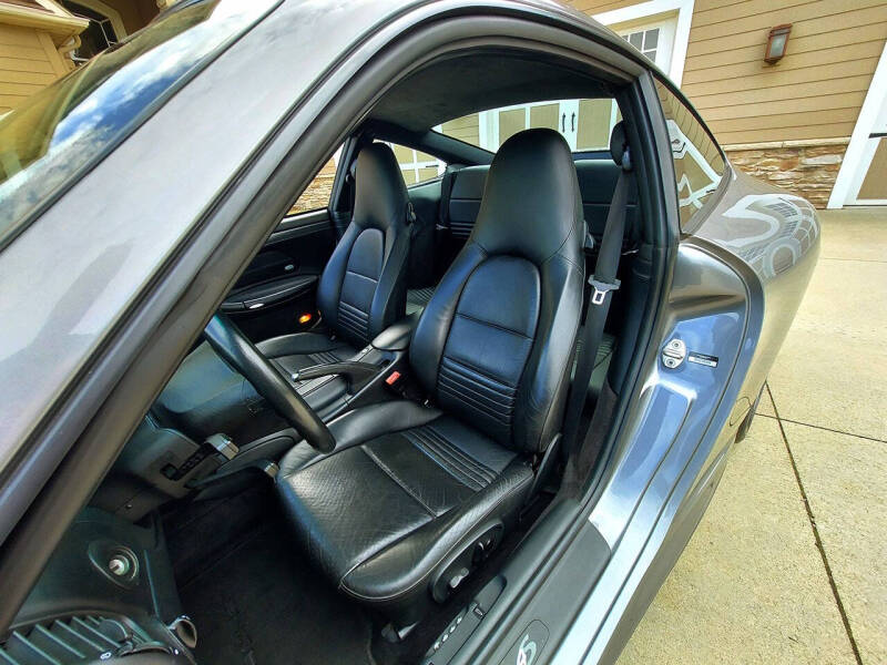 2004 Porsche 911 Carrera 4S