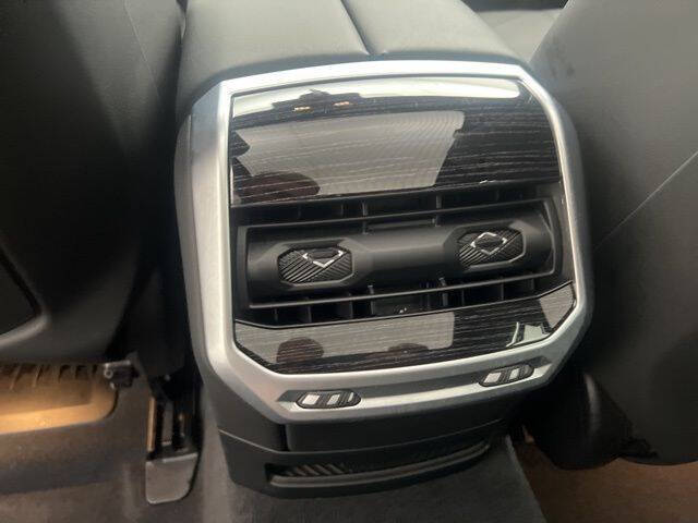 2025 BMW 7 Series 740i xDrive