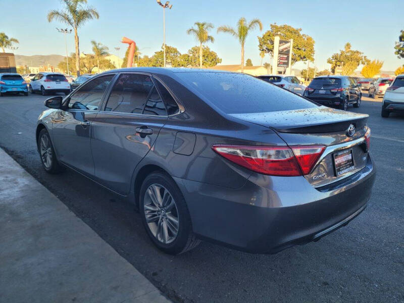 2017 Toyota Camry SE