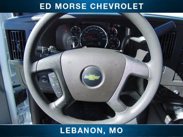 2024 Chevrolet Express 3500