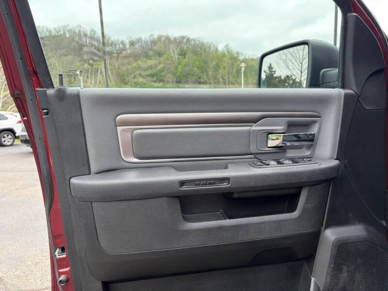2024 RAM 1500 Classic
