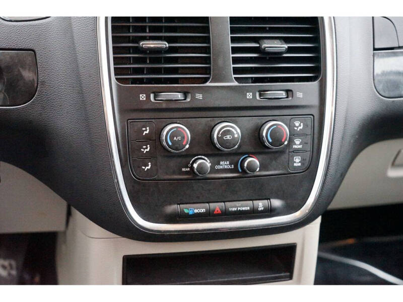 2017 Dodge Grand Caravan SE