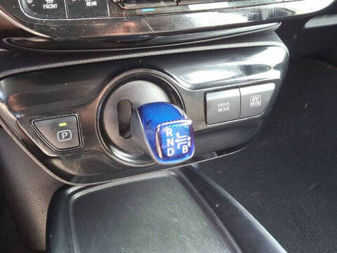 2022 Toyota Prius LE