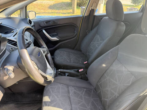 2011 Ford Fiesta SES
